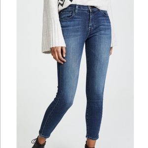 J Brand Heart Breaker Capri Jean Size 26